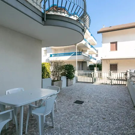 Vittorio - *